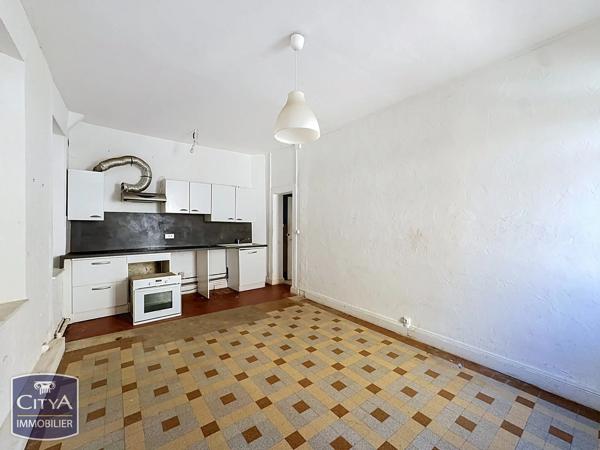 Immeuble à vendre 200m² Saint-Prest (28300)