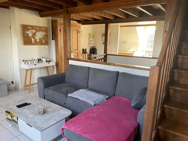 Immeuble Epernon 3 F2 avec parking pour investissement locatif.