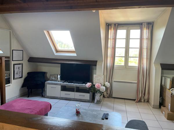 Immeuble Epernon 3 F2 avec parking pour investissement locatif.