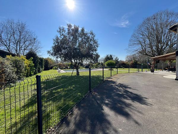 Maison ancienne de charme à vendre à Vaux - 10 pièces, piscine, grand terrain