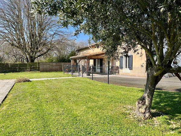 Maison ancienne de charme à vendre à Vaux - 10 pièces, piscine, grand terrain