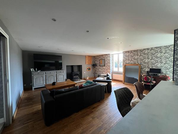 Maison ancienne de charme à vendre à Vaux - 10 pièces, piscine, grand terrain