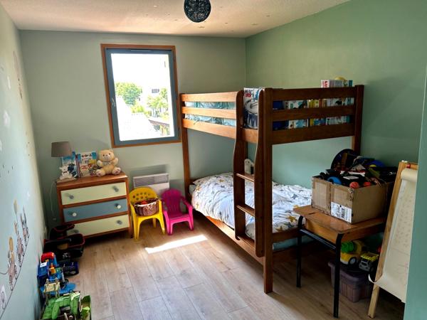 Maison familiale de 98 m² avec jardin, garage et carport à Digne-les-Bains
