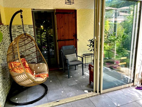 Maison familiale de 98 m² avec jardin, garage et carport à Digne-les-Bains