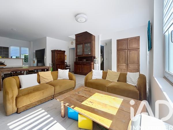 Maison à vendre 6 pièces 202,96 m² Beauzac