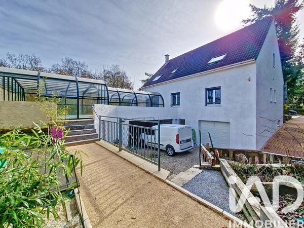 Maison à vendre 7 pièces 152 m² Saint-Fargeau-Ponthierry