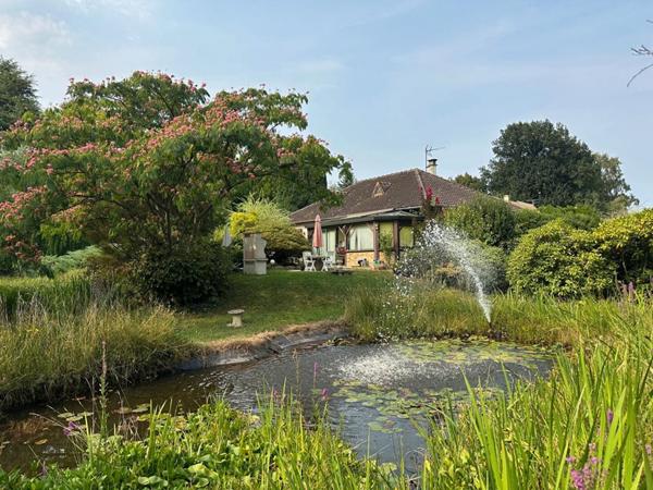 Pavillon avec parc arboré unique à Remalard en Perche 5 pièce(s) 100 m2