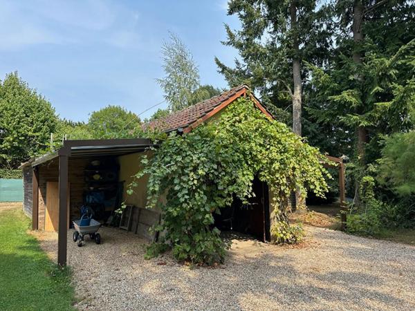 Pavillon avec parc arboré unique à Remalard en Perche 5 pièce(s) 100 m2