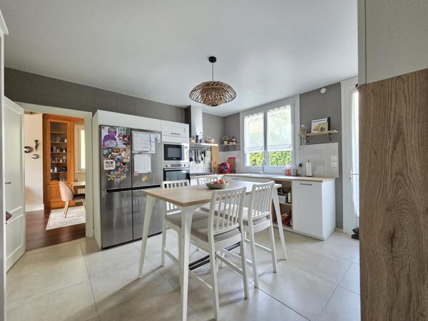 A VENDRE Elégante maison familiale proche centre ville et canal PONTIVY (56)