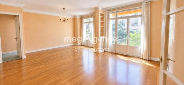 Appartement à PARIS 20E ARRONDISSEMENT, 75020 - 4 pièces 103m²