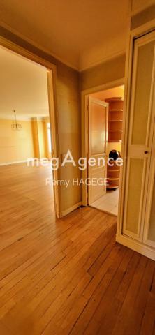 Appartement à PARIS 20E ARRONDISSEMENT, 75020 - 4 pièces 103m²