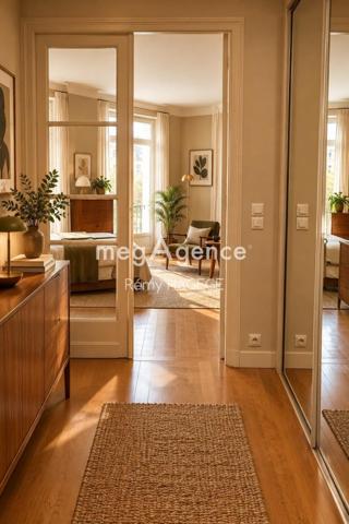 Appartement à PARIS 20E ARRONDISSEMENT, 75020 - 4 pièces 103m²