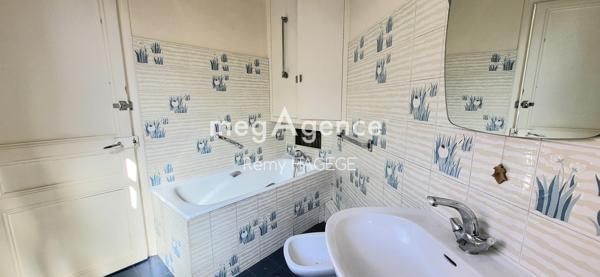 Appartement à PARIS 20E ARRONDISSEMENT, 75020 - 4 pièces 103m²