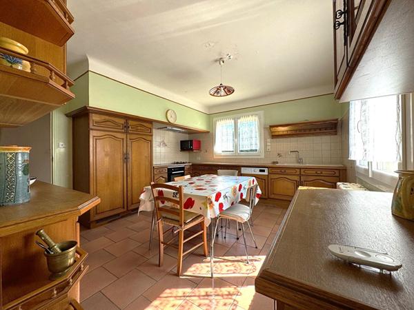 Maison 11 pièces 173 m2
