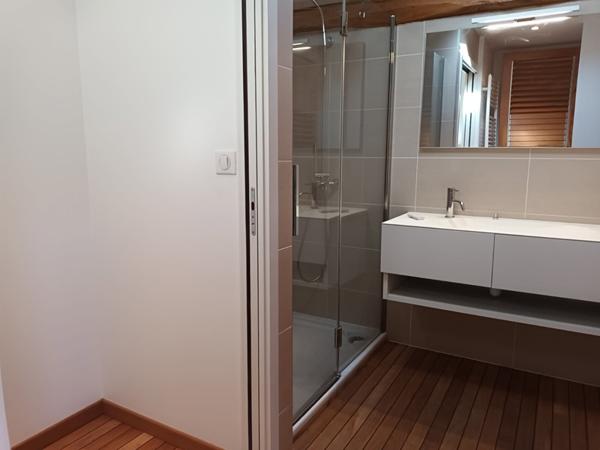 Centre-ville Aiguillon, belle maison spacieuse et lumineuse