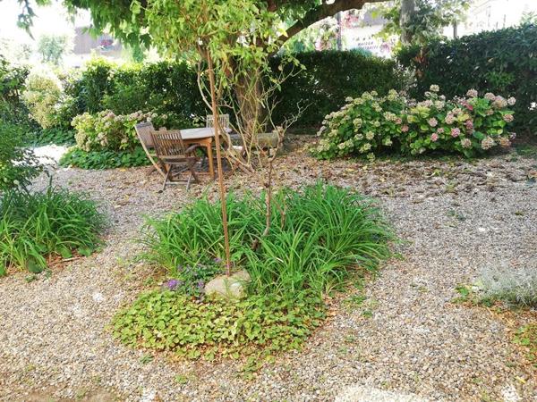 Centre-ville Aiguillon, belle maison spacieuse et lumineuse