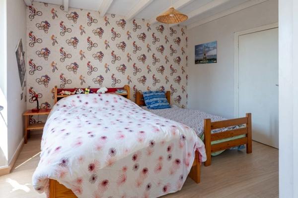 Maison à vendre |  Montguyon |  6 pièces | 250 m²