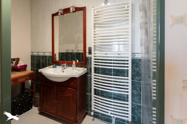 Maison à vendre |  Montguyon |  6 pièces | 250 m²