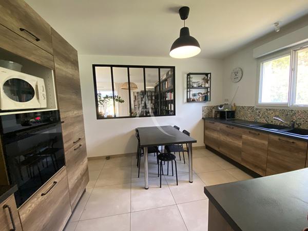 Maison Saint Julien Des Landes 6 4 chambres - 125 m²