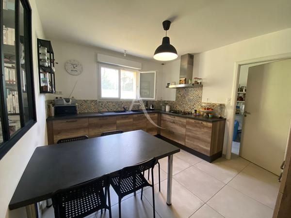 Maison Saint Julien Des Landes 6 4 chambres - 125 m²