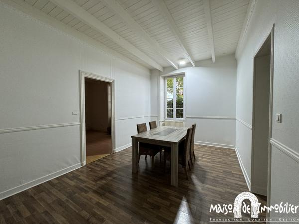 Location Maison de ville meublée - 6 pièces - 156m² - Jardin clos