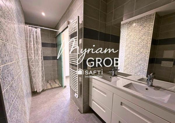 SAINT MARTIAL - Maison de charme entièrement rénovée avec vue dégagée & studio aménagé