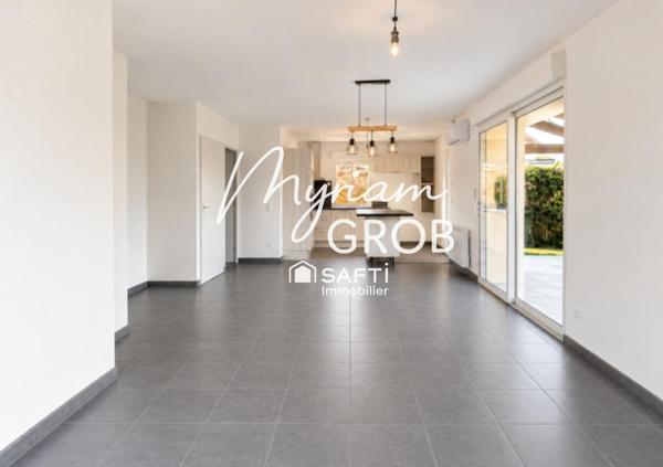 SAINT MARTIAL - Maison de charme entièrement rénovée avec vue dégagée & studio aménagé