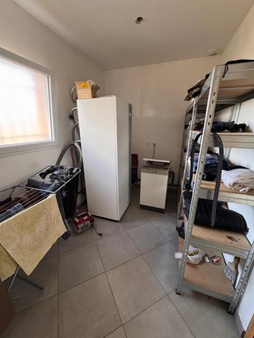 Maison Guitalens, avec aménagement extérieur à finir
