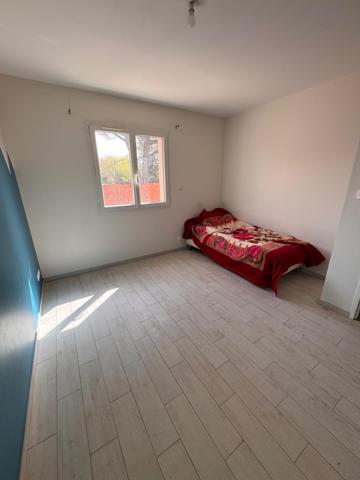Maison Guitalens, avec aménagement extérieur à finir