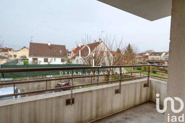 Appartement 3 pièces de 54 m² à Persan (95340)