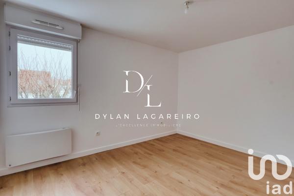 Appartement 3 pièces de 54 m² à Persan (95340)