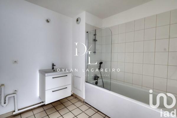 Appartement 3 pièces de 54 m² à Persan (95340)