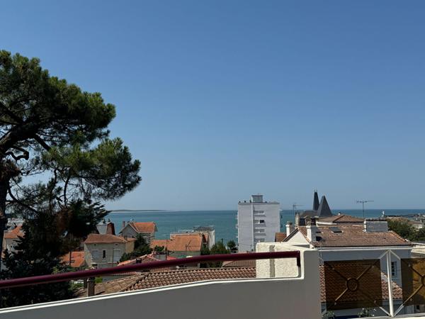 Appartement
                                                                                                                                                                                                                                                                                                                        4 pièce(s)                                                                                                                                                                                                          3 chambre(s)                                                                                                                                                                                                          73.08  m²