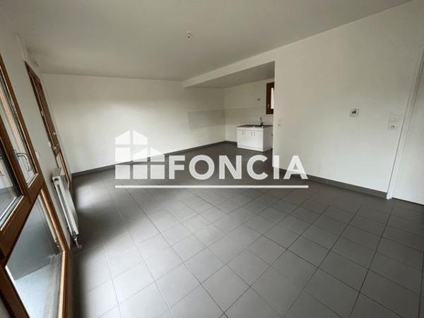 Location Appartement 4 pièces 107.8 m² - 13 BOULEVARD DE LA CHARITÉ Caen 14000