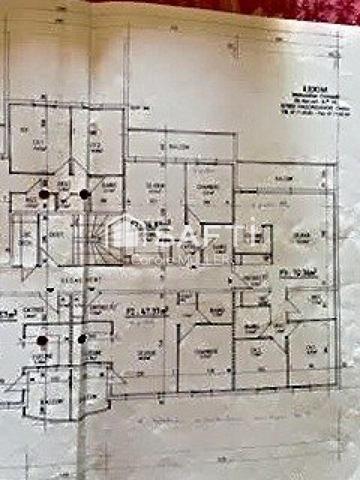 Appartement de 178 m² à Reconfigurer en 3 Lots