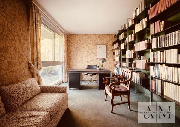 Maison d'architecte de plain pied de 264 m² édifiée sur parcelle de près de 1000 m².