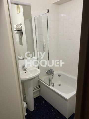 Clermont-ferrand - hyper centre- studio sous bail commercial