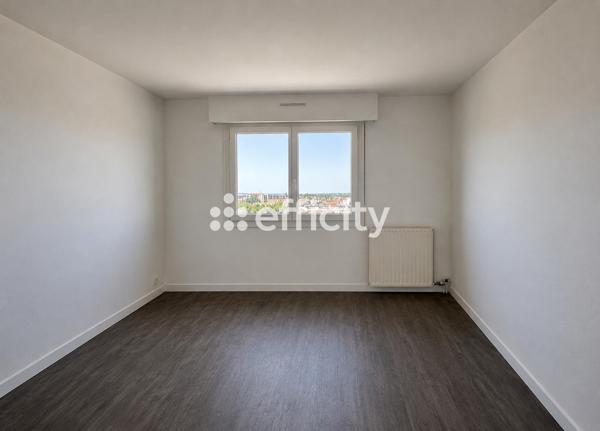 Appartement
         2 pièces
        - 43 m² Exclusivité 199 000 € *