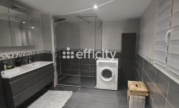 Maison
         4 pièces
        - 100 m² 158 000 € *