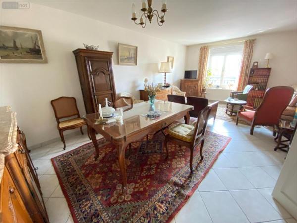 Appartement ancien à vendre à Alençon dans l'Orne (61000), ref : 61001-1021905