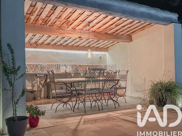 Maison à vendre 9 pièces 204 m² Pourrières