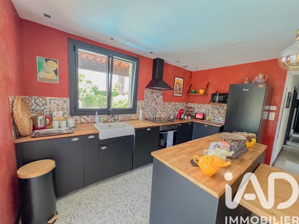 Maison à vendre 9 pièces 204 m² Pourrières