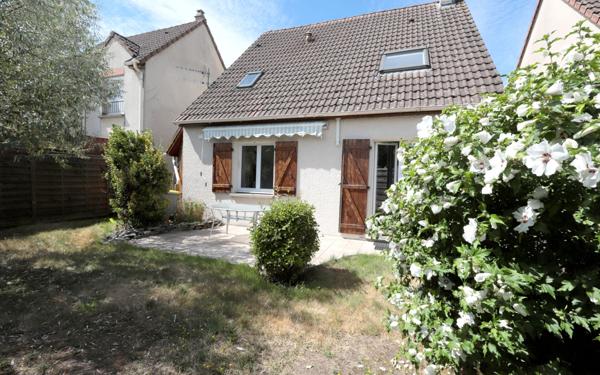 Maison à vendre    4 pièces • 82,70 m2 Les Mureaux