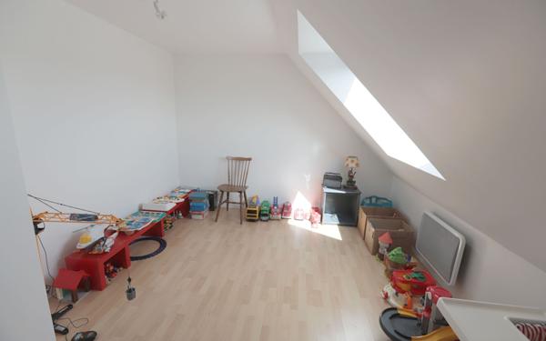 Maison à vendre    4 pièces • 82,70 m2 Les Mureaux