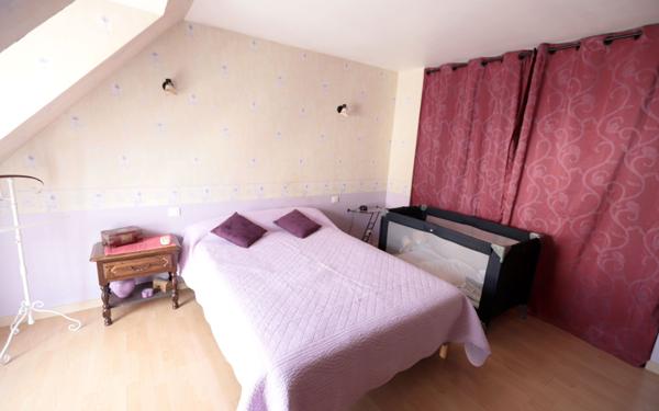 Maison à vendre    4 pièces • 82,70 m2 Les Mureaux