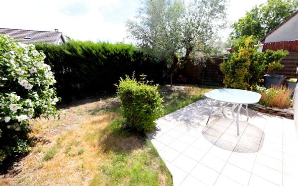 Maison à vendre    4 pièces • 82,70 m2 Les Mureaux