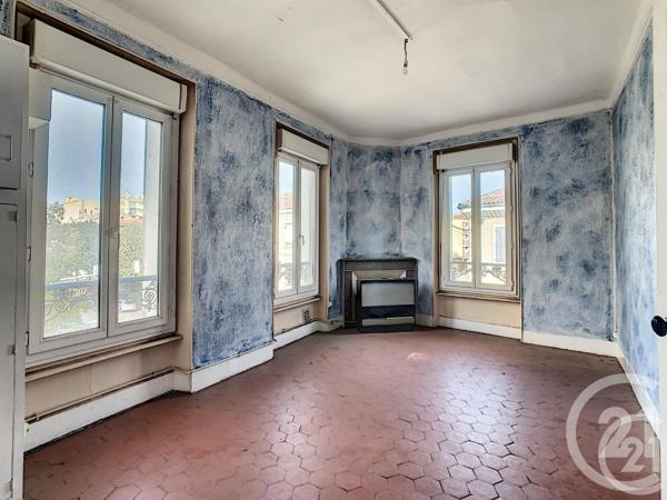 Immeuble à vendre  518,85 m2 ALES - 30