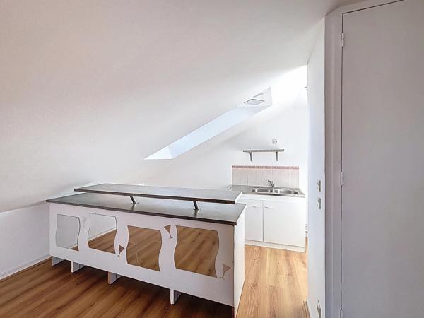 Vente Appartement 1 pièces 31 m2 à Évry-Courcouronnes