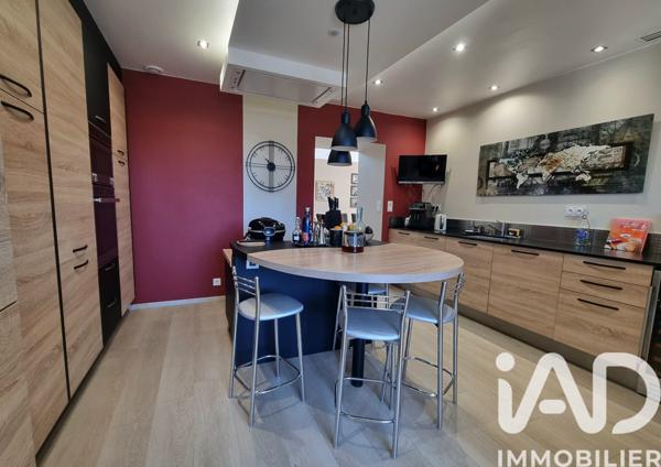 Maison à vendre 6 pièces 183 m² Doué-en-Anjou