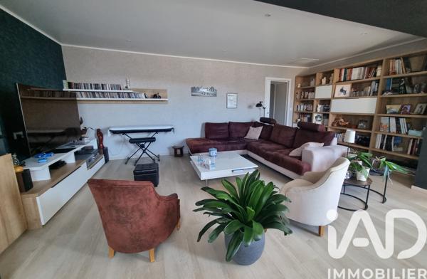 Maison à vendre 6 pièces 183 m² Doué-en-Anjou